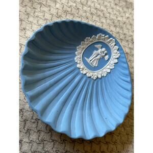 Vintage Wedgwood Jasperware ?trinket soap dish shape of seashell cameo 5” Italy